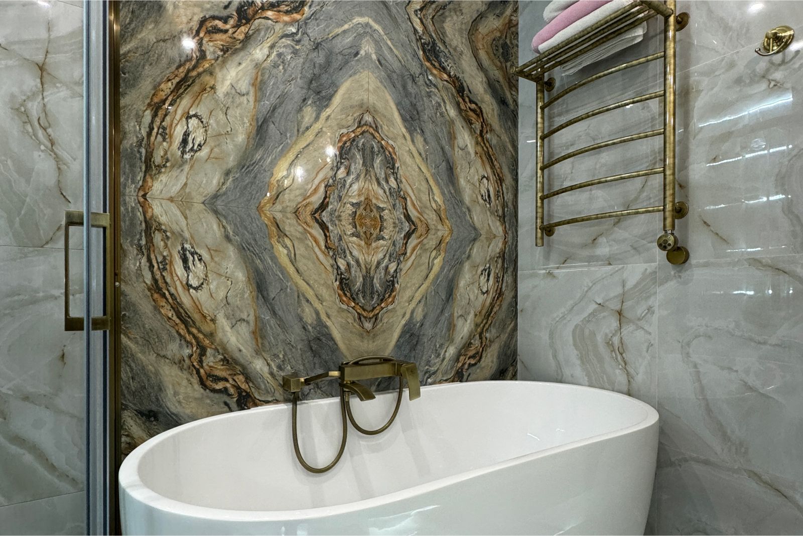 отделка ванной керамогранитом