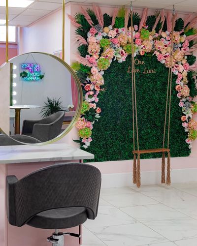 Особенности ремонта салона красоты фото 1