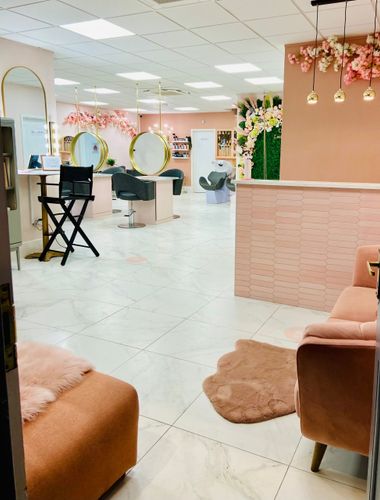 Особенности ремонта салона красоты фото 2