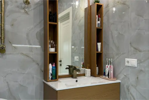 зеркало в ванной над раковиной